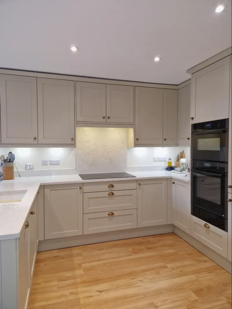 bespoke kitchen with breakfast bar dorridge