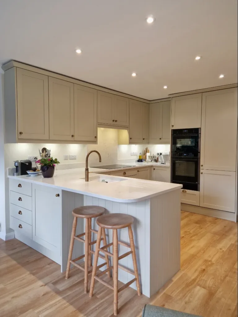 bespoke kitchen with breakfast bar dorridge