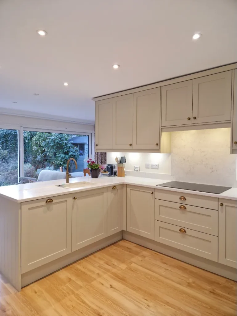 bespoke kitchen with breakfast bar dorridge