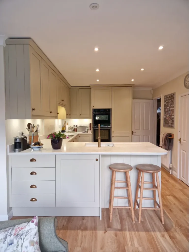bespoke kitchen with breakfast bar dorridge