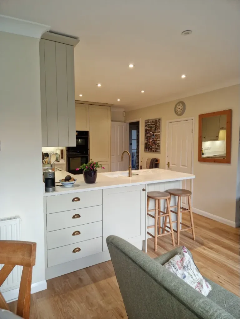 bespoke kitchen with breakfast bar dorridge
